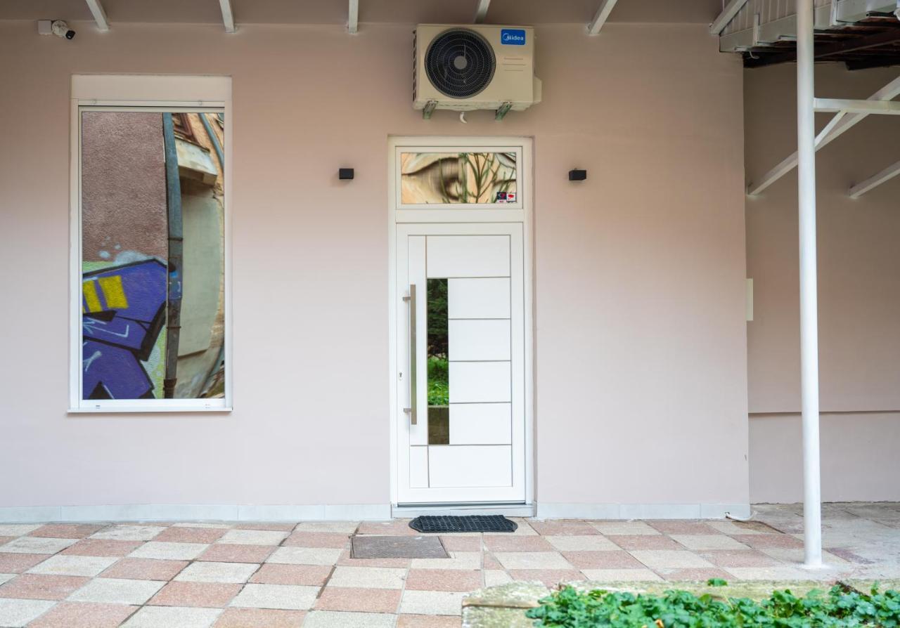 Super Modern Downtown Apartment Sarajevo Exterior photo